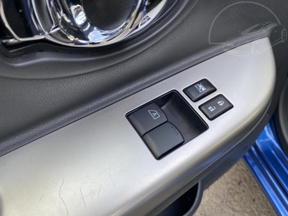 2017 Nissan MICRA - 13