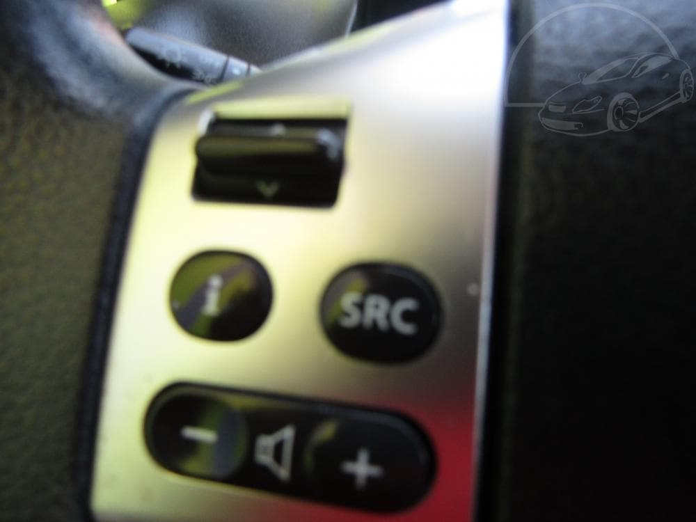 2010 Nissan NOTE - 37