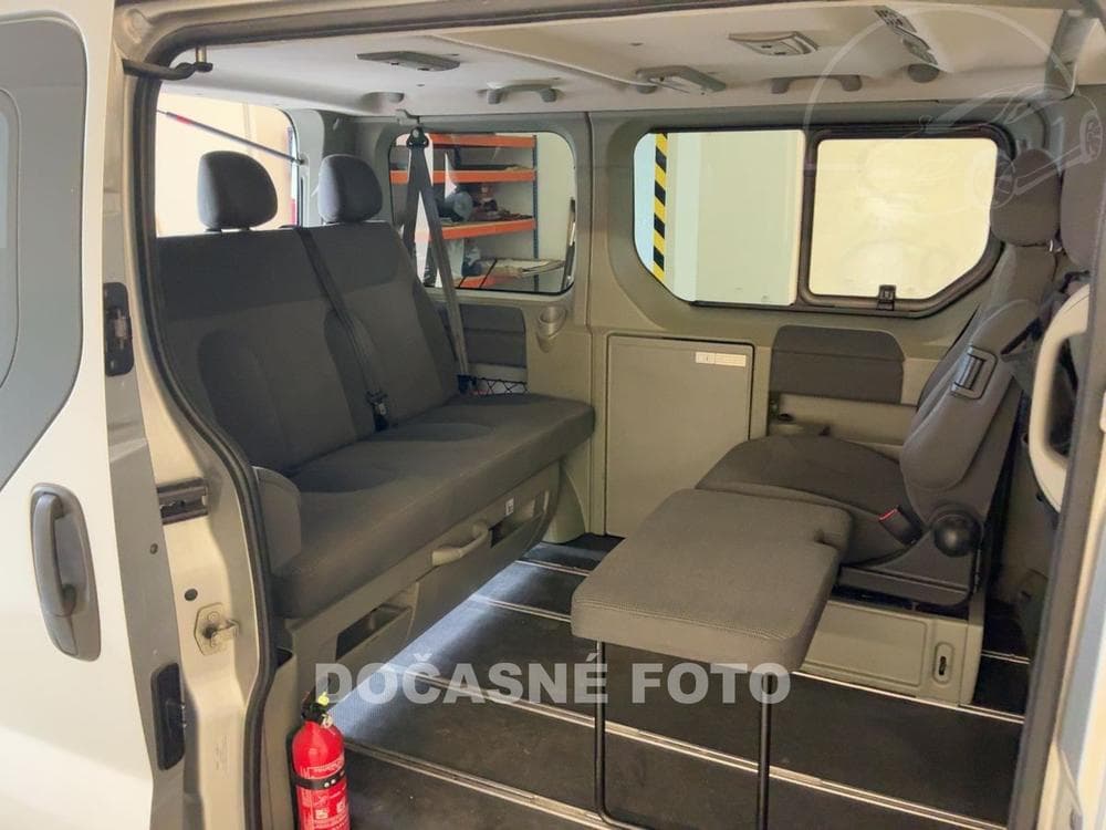 2009 Opel VIVARO - 11