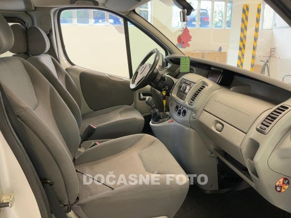 2009 Opel VIVARO - 9