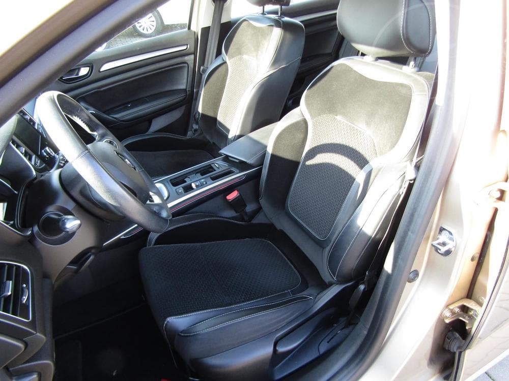 2016 Renault MEGANE - 9