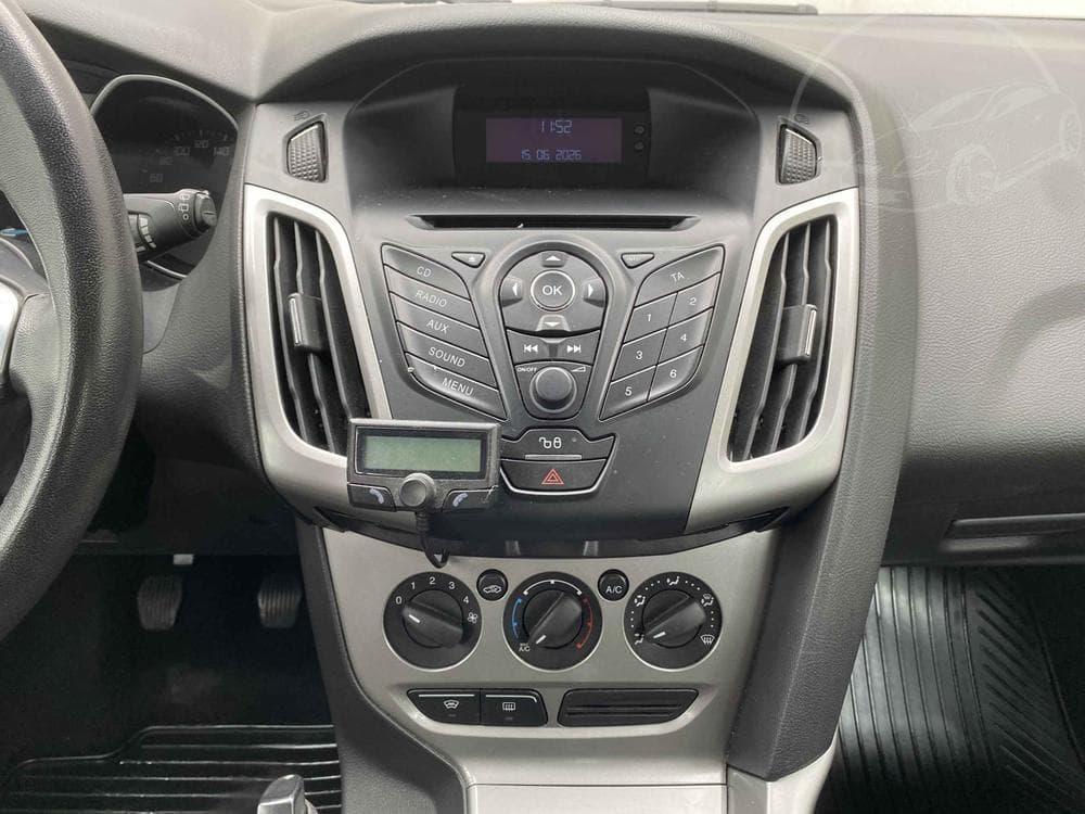 2012 Ford FOCUS - 12