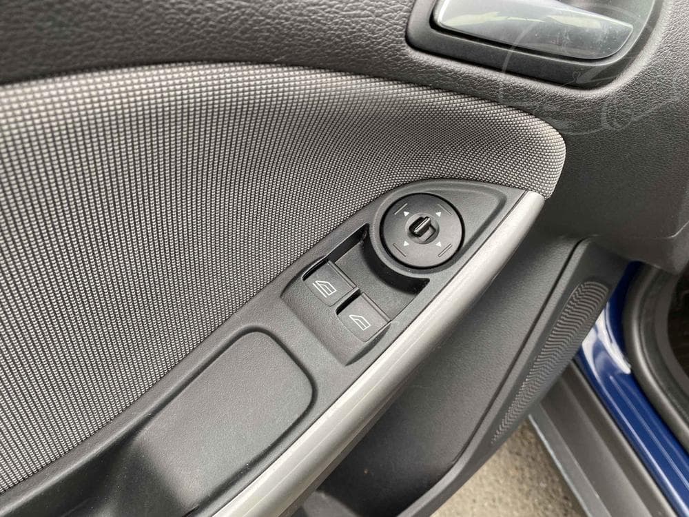 2012 Ford FOCUS - 13
