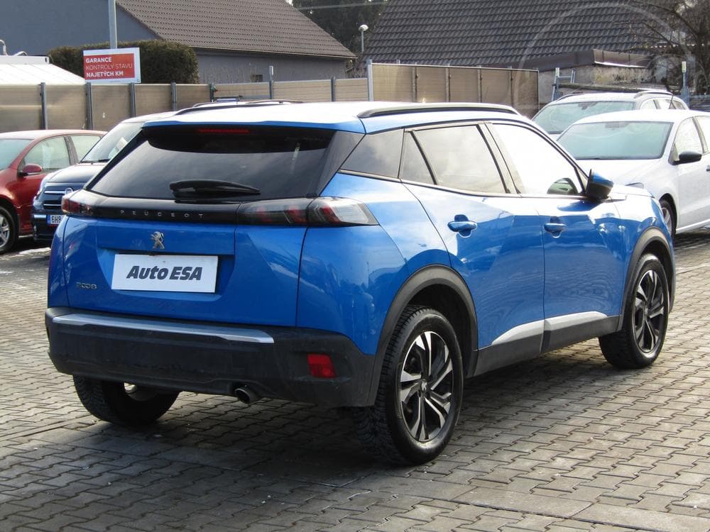 2021 Peugeot 2008 - 10