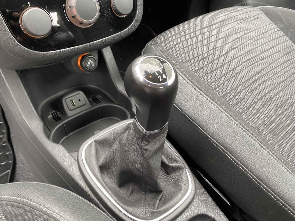 2014 Opel CORSA - 14