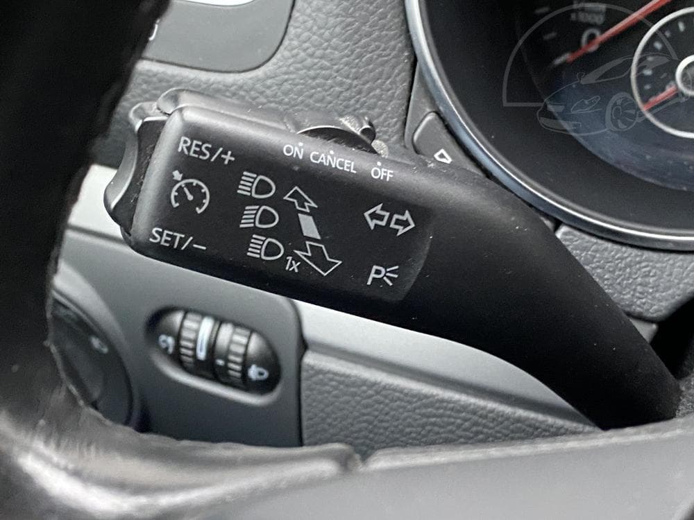 2012 Volkswagen GOLF - 13