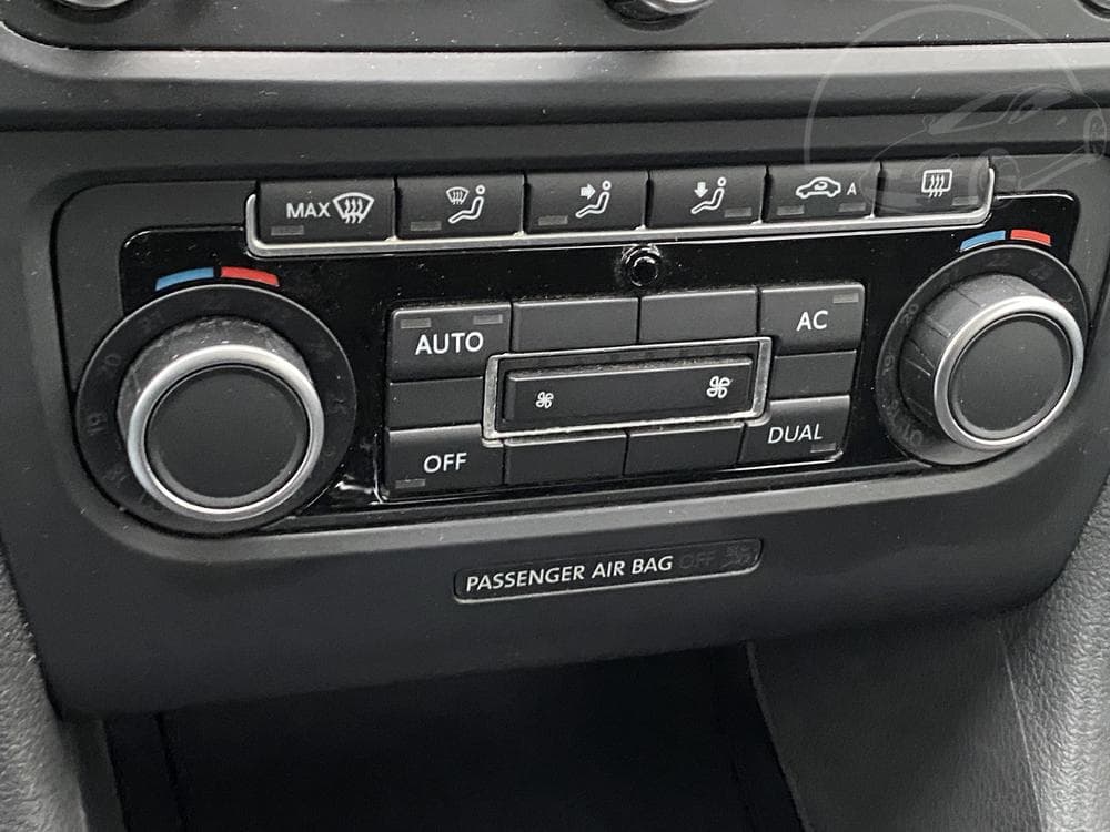 2012 Volkswagen GOLF - 14