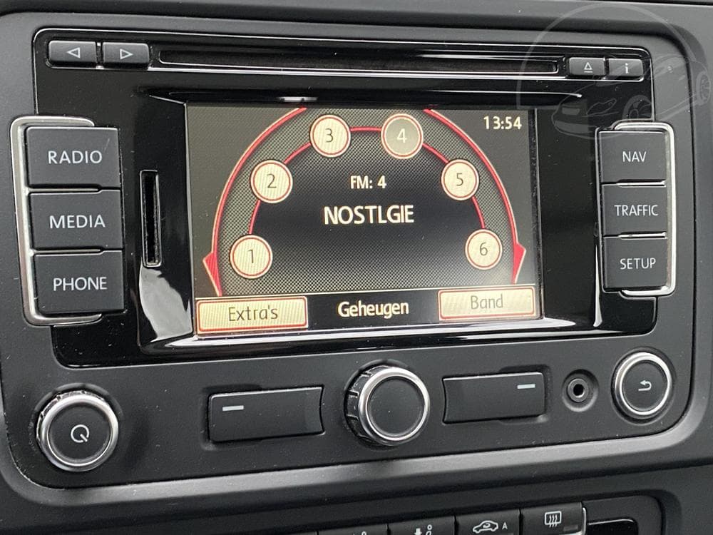 2012 Volkswagen GOLF - 16