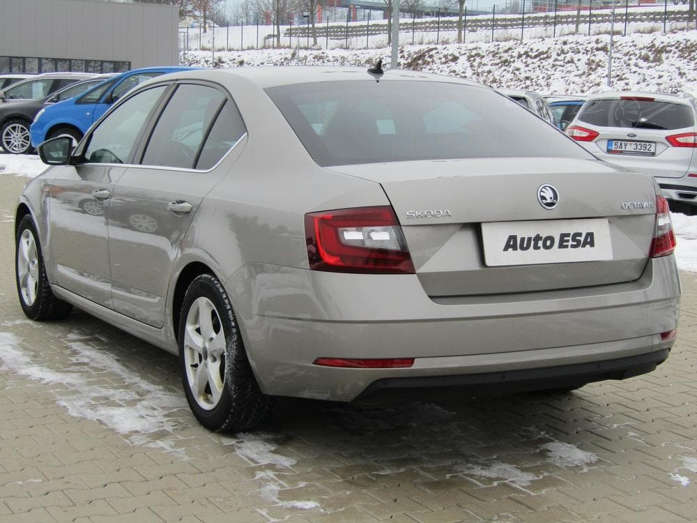 2017 Škoda OCTAVIA - 10