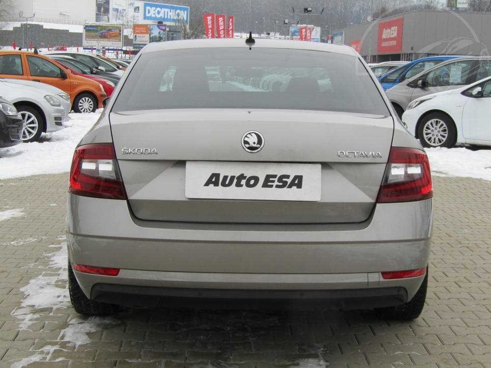 2017 Škoda OCTAVIA - 13