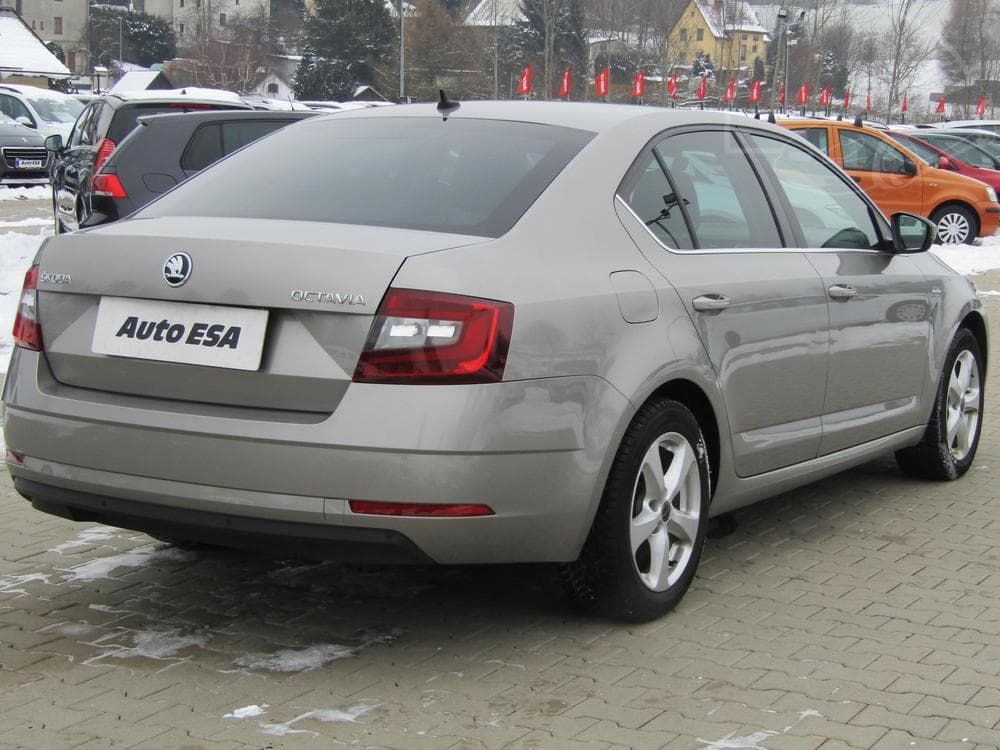 2017 Škoda OCTAVIA - 16