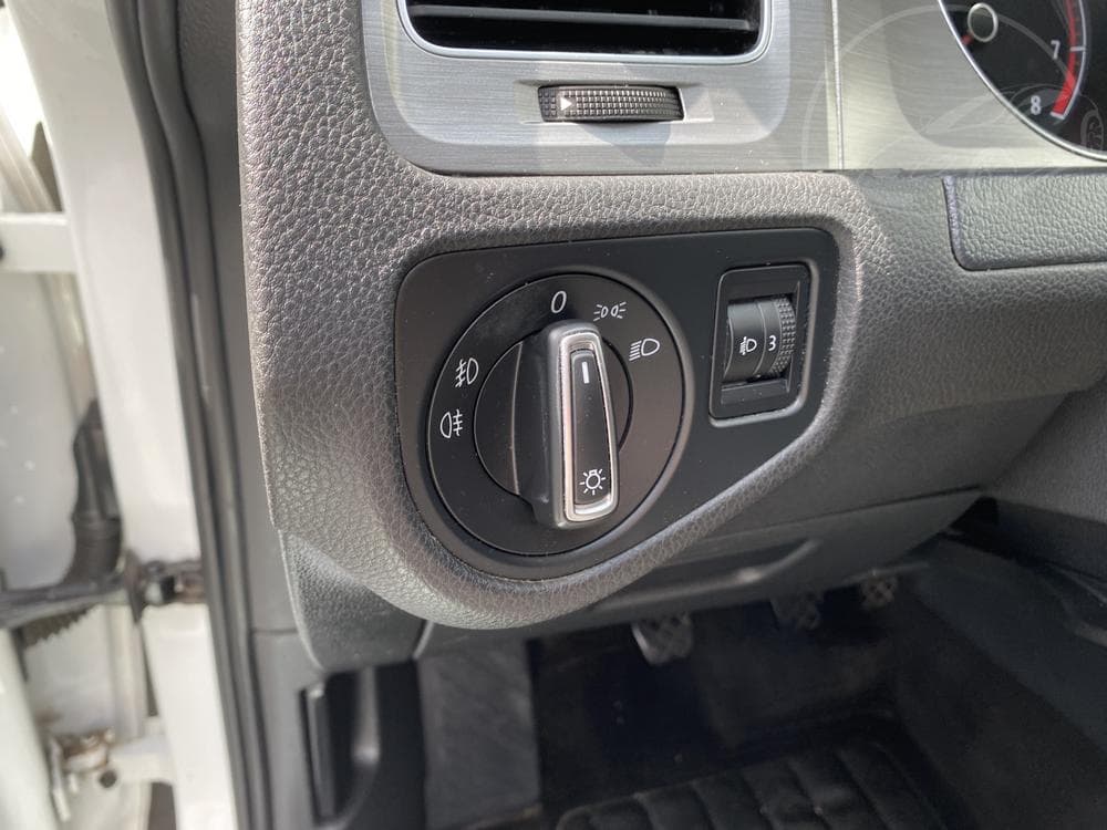 2015 Volkswagen GOLF - 14