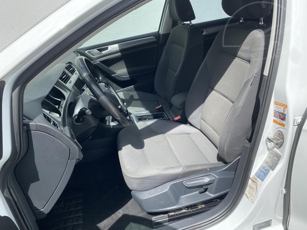 2015 Volkswagen GOLF - 9