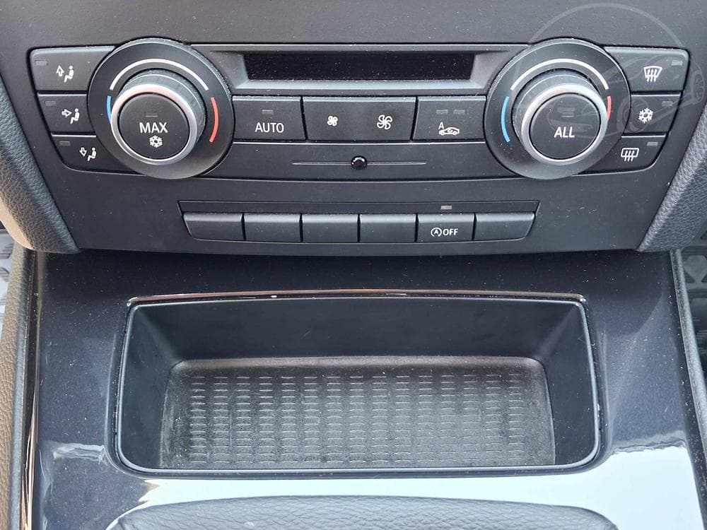 2011 BMW 3-SERIES - 15