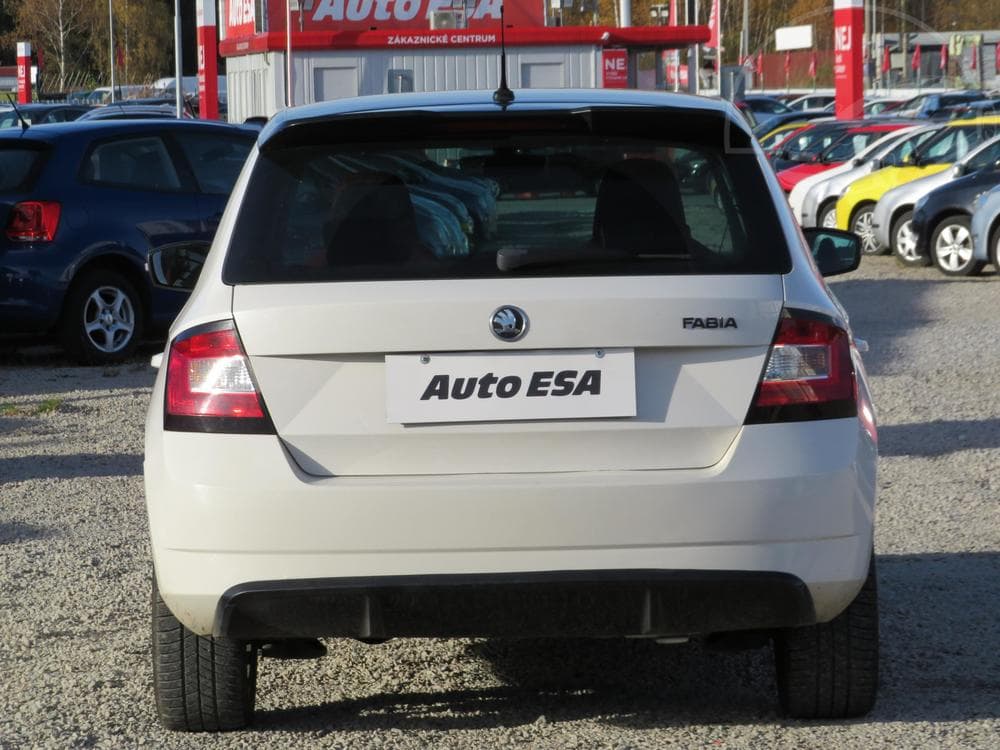 2017 Škoda FABIA - 9