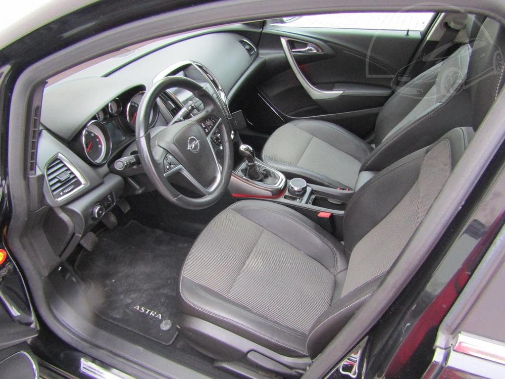 2010 Opel ASTRA - 9