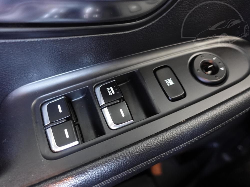2014 Kia CARENS - 14