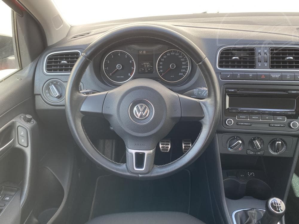 2012 Volkswagen POLO - 21