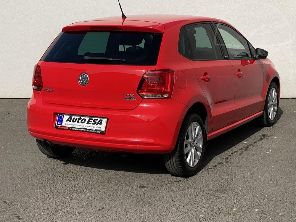 2012 Volkswagen POLO - 7