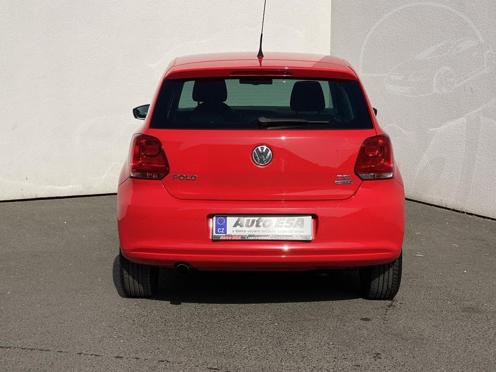 2012 Volkswagen POLO - 9