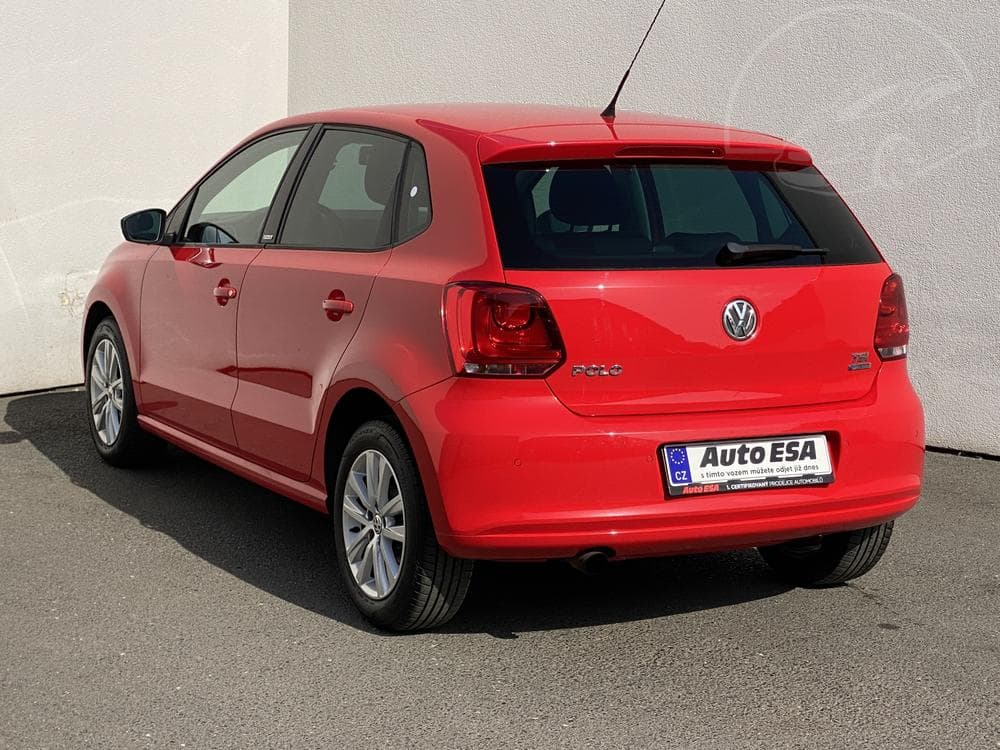 2012 Volkswagen POLO - 11