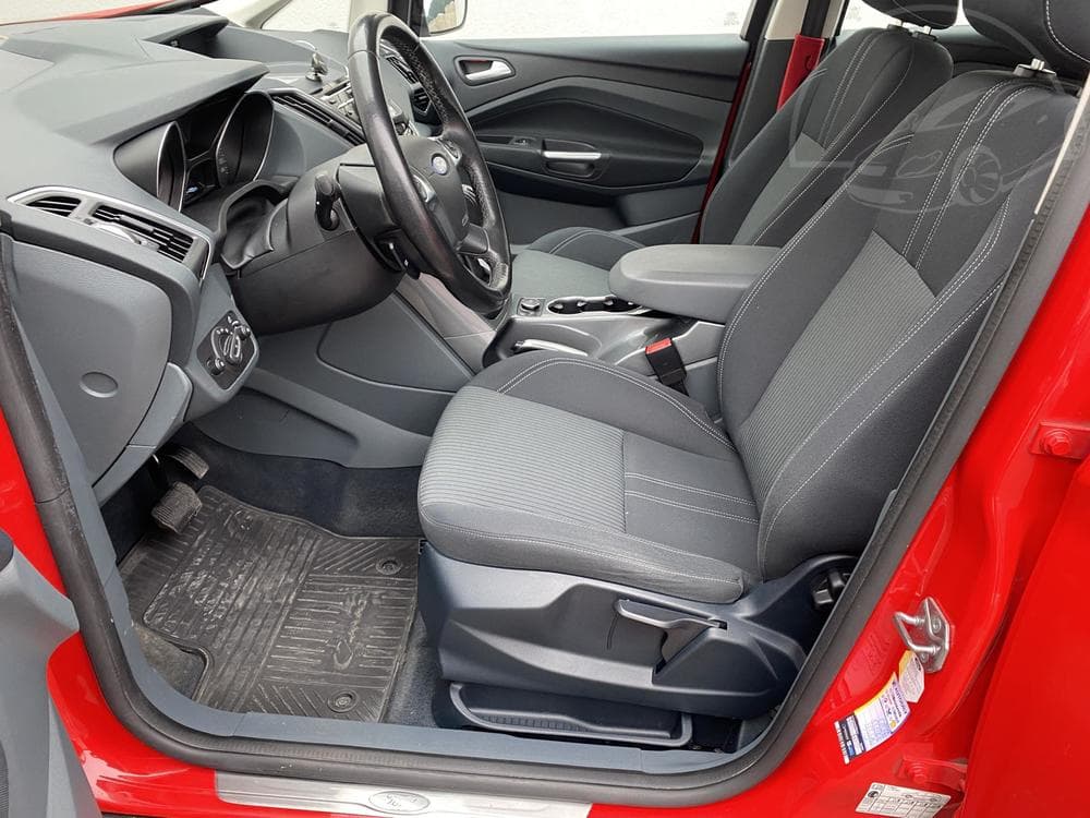 2013 Ford C-MAX - 9
