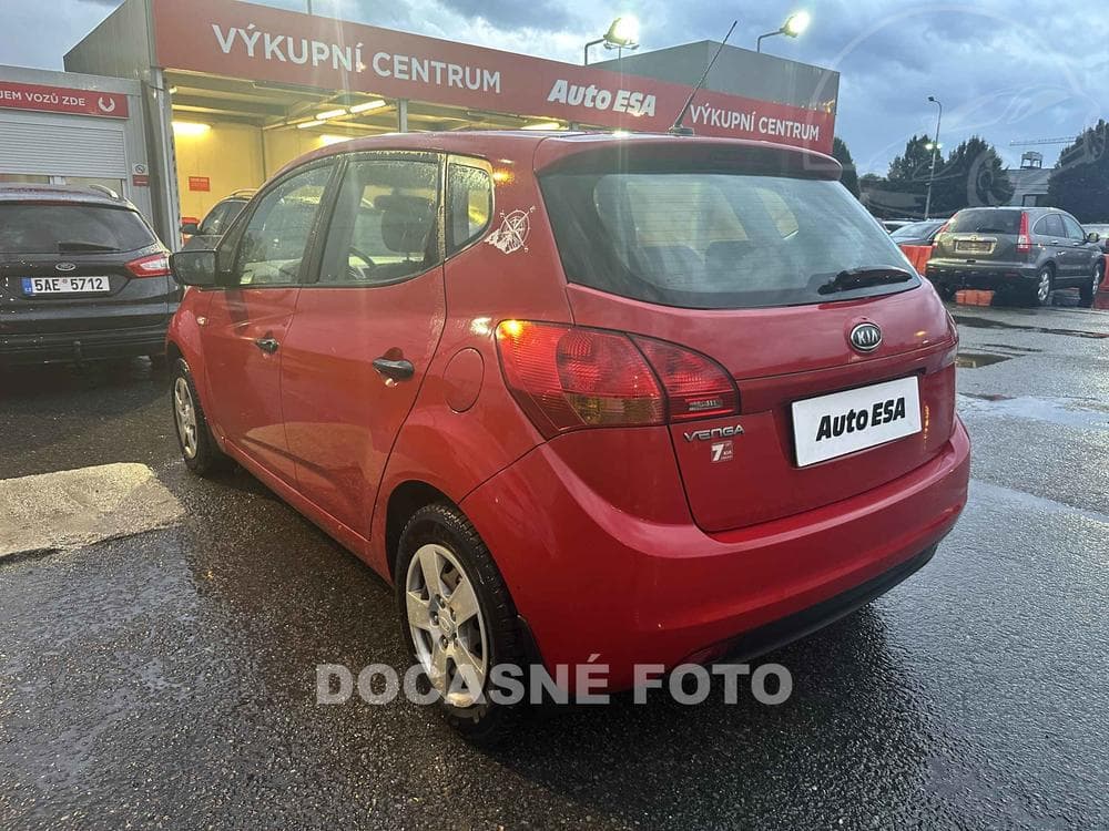 2011 Kia VENGA - 2