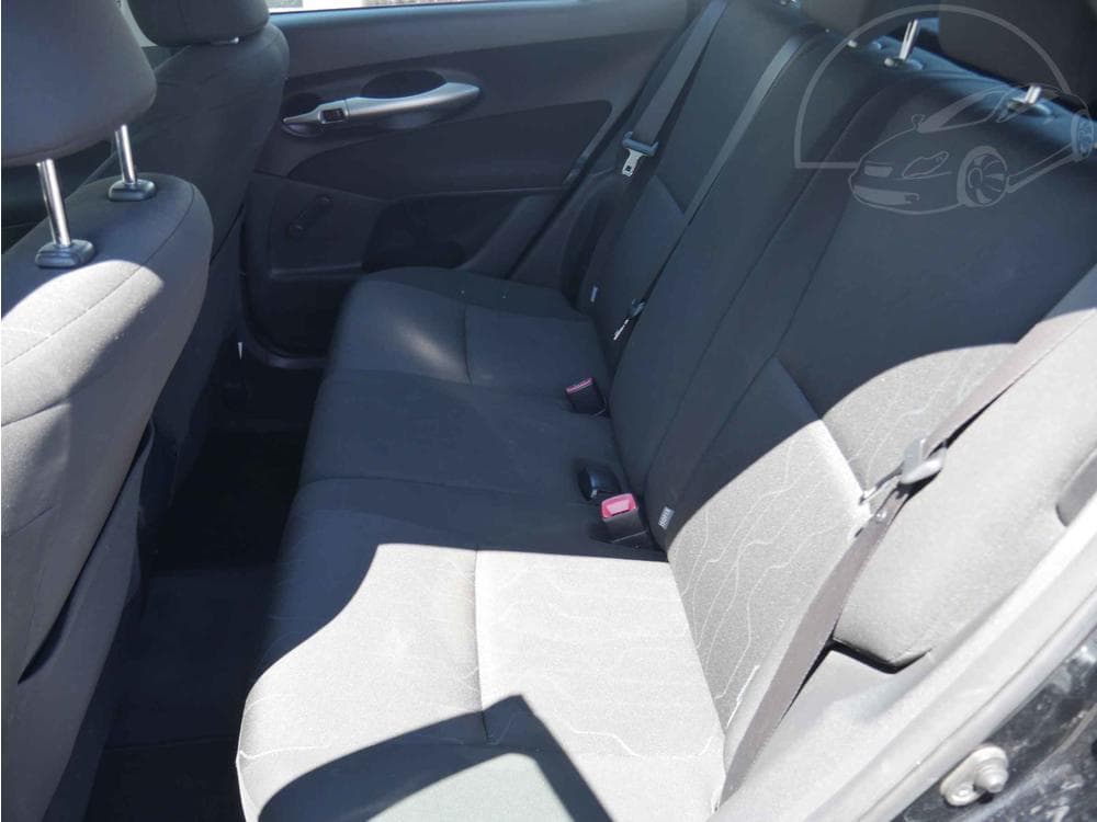 2010 Toyota AURIS - 10