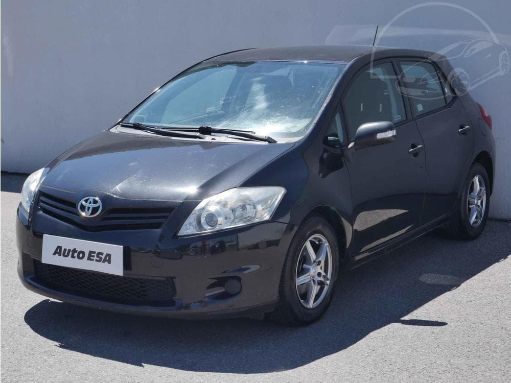 2010 Toyota AURIS - 3
