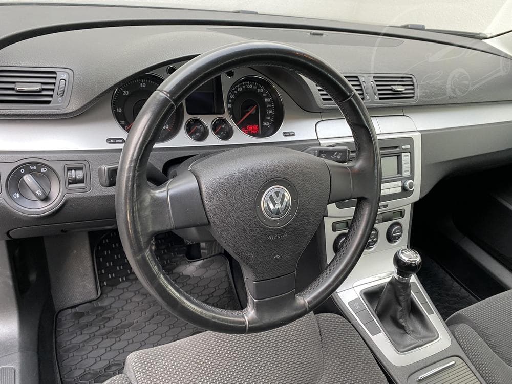 2008 Volkswagen PASSAT - 13