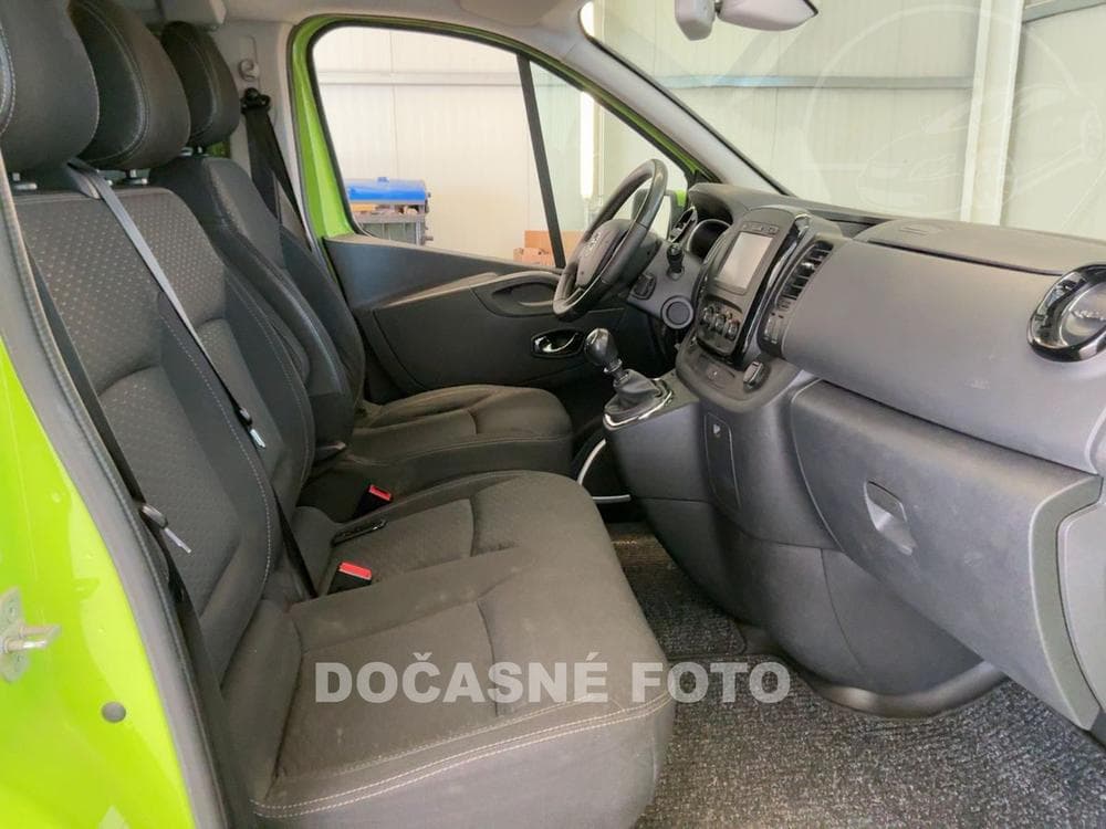 2015 Opel VIVARO - 16