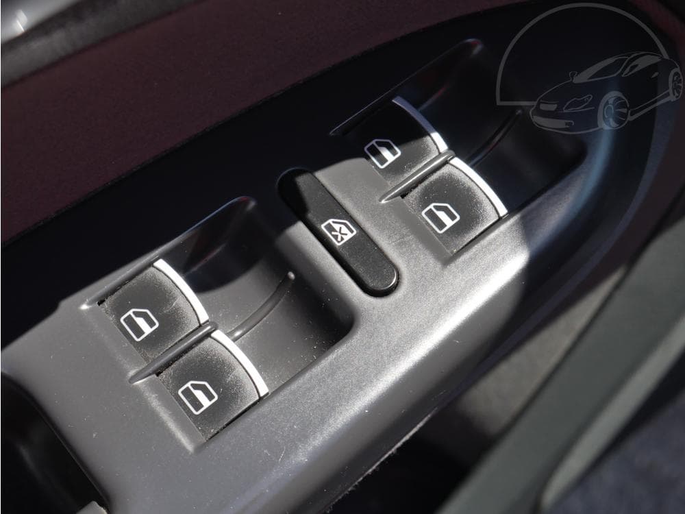 2010 Volkswagen TOURAN - 23