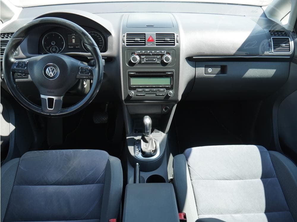 2010 Volkswagen TOURAN - 15