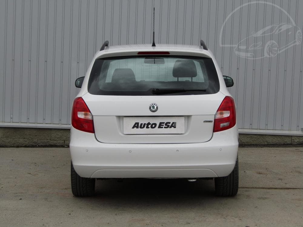 2011 Škoda FABIA - 5