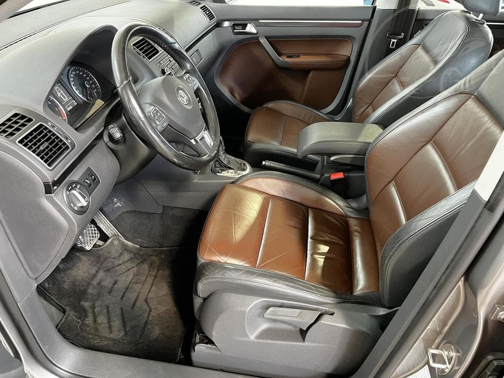 2011 Volkswagen TOURAN - 25
