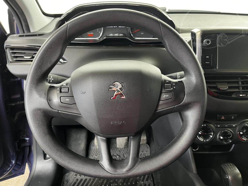 2014 Peugeot 208 - 15