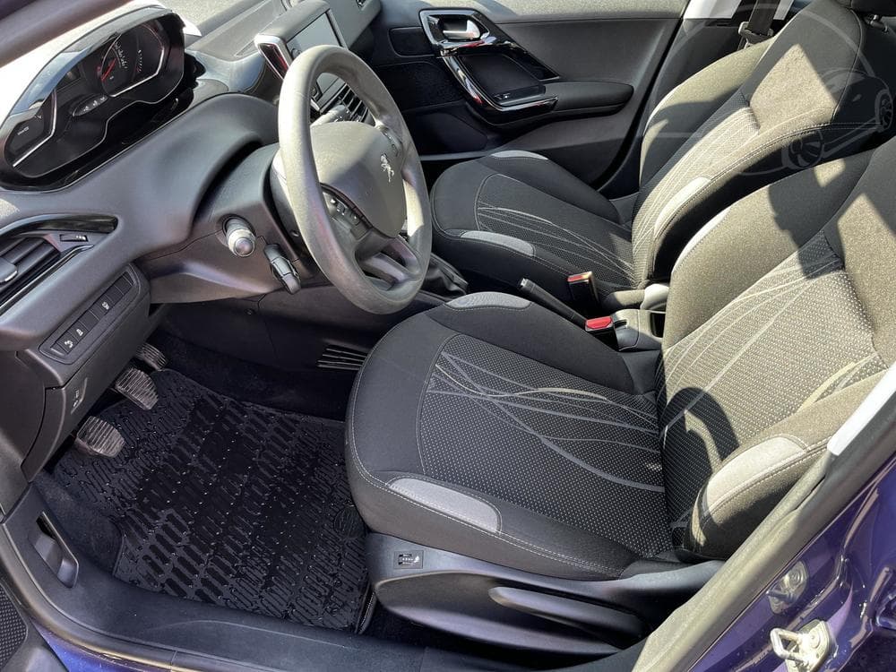 2014 Peugeot 208 - 9