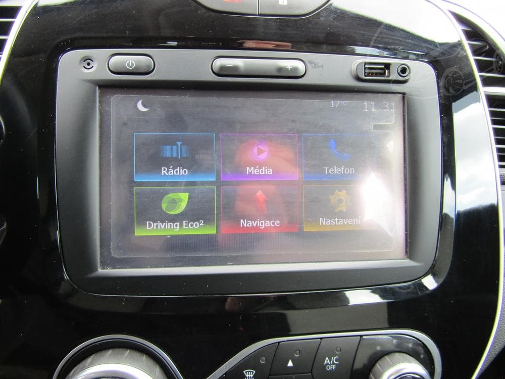 2018 Renault CAPTUR - 11