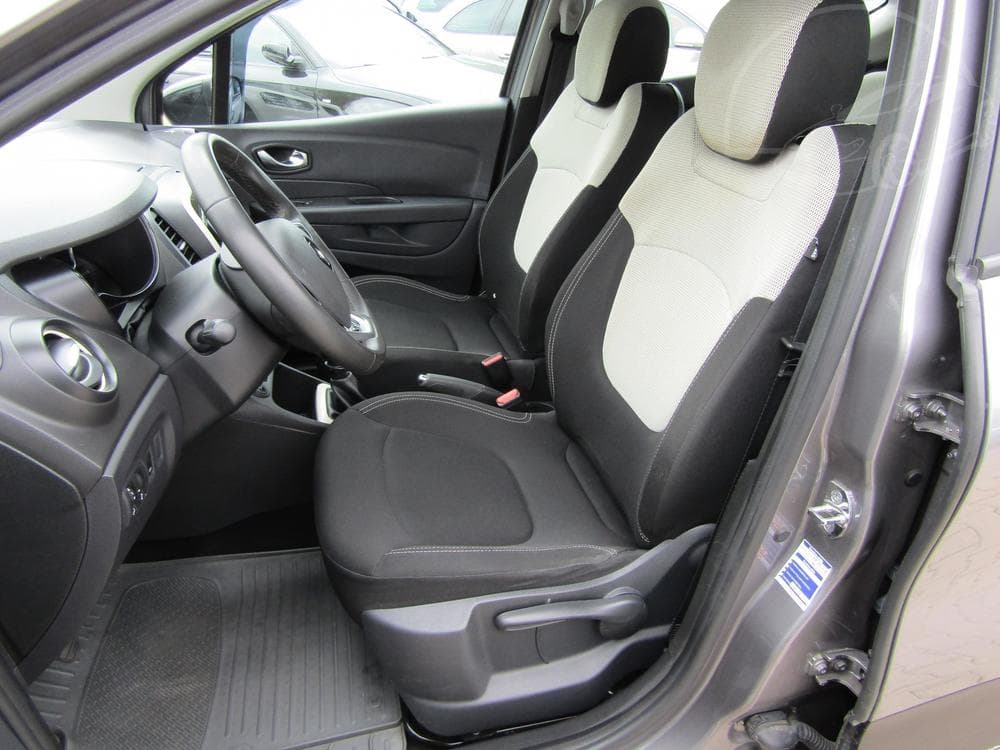 2018 Renault CAPTUR - 9