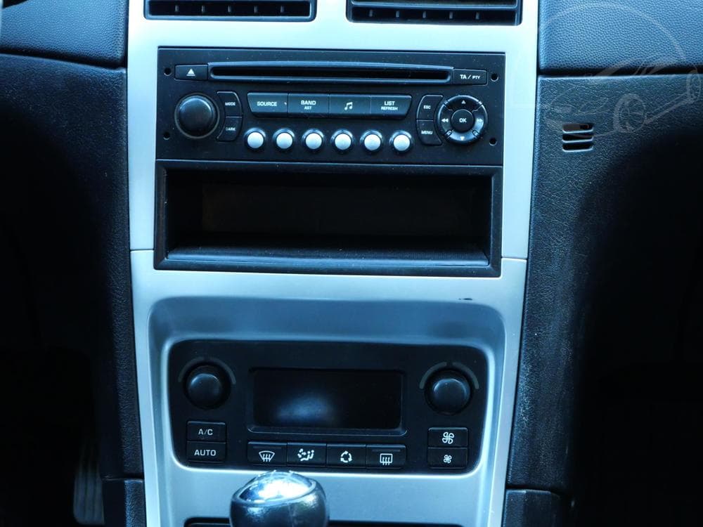 2006 Peugeot 307 - 13