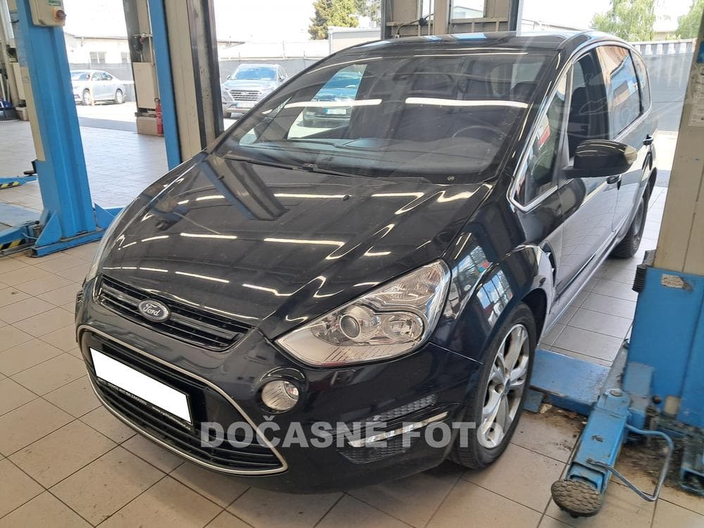 2012 Ford S-MAX
