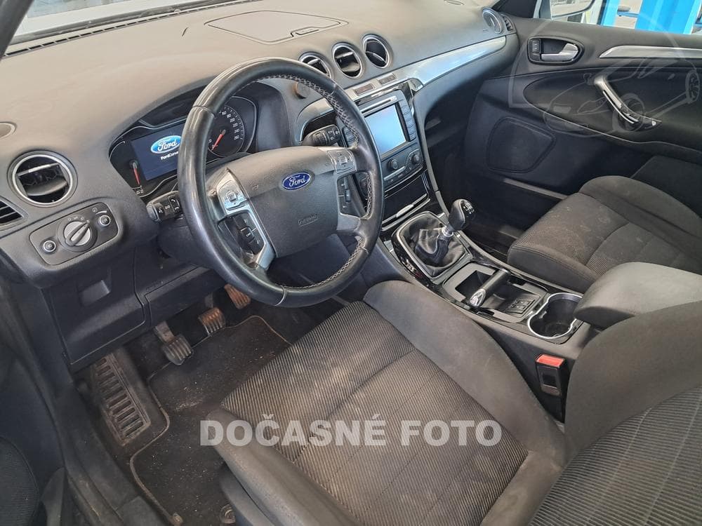 2012 Ford S-MAX - 3