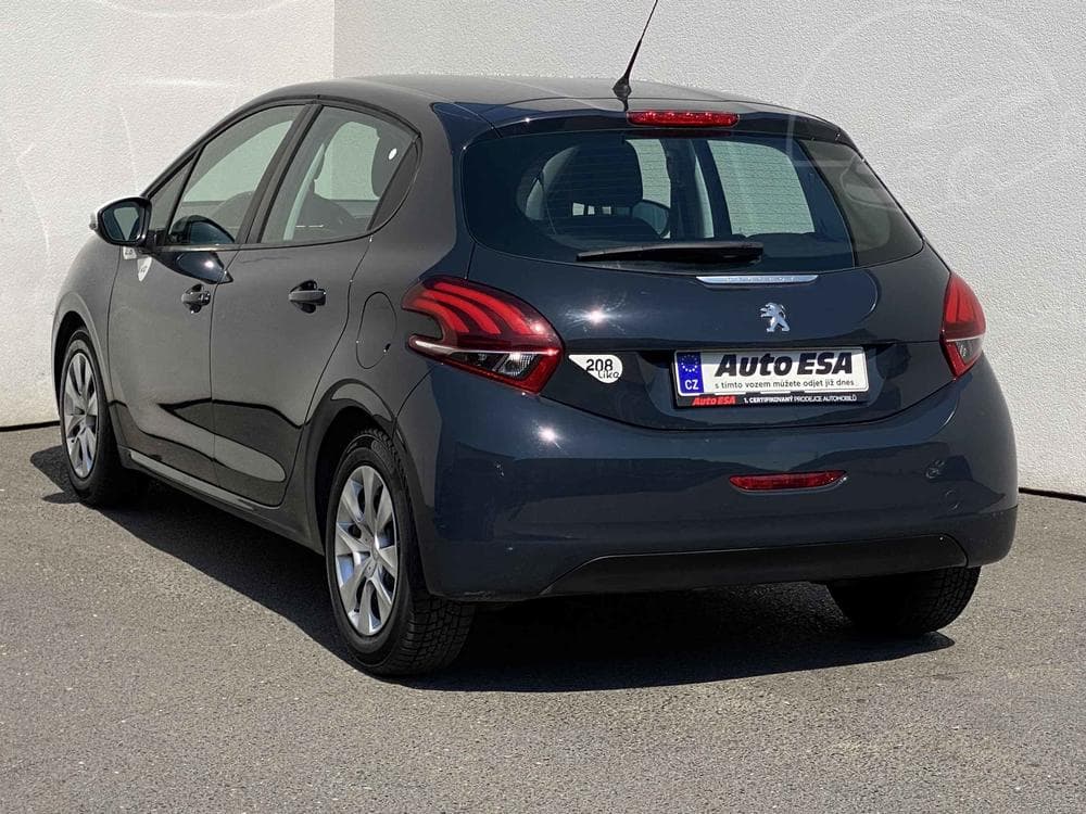 2018 Peugeot 208 - 6