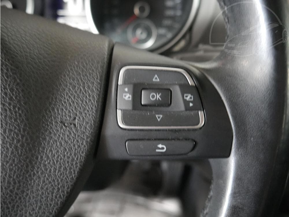 2012 Volkswagen GOLF - 15