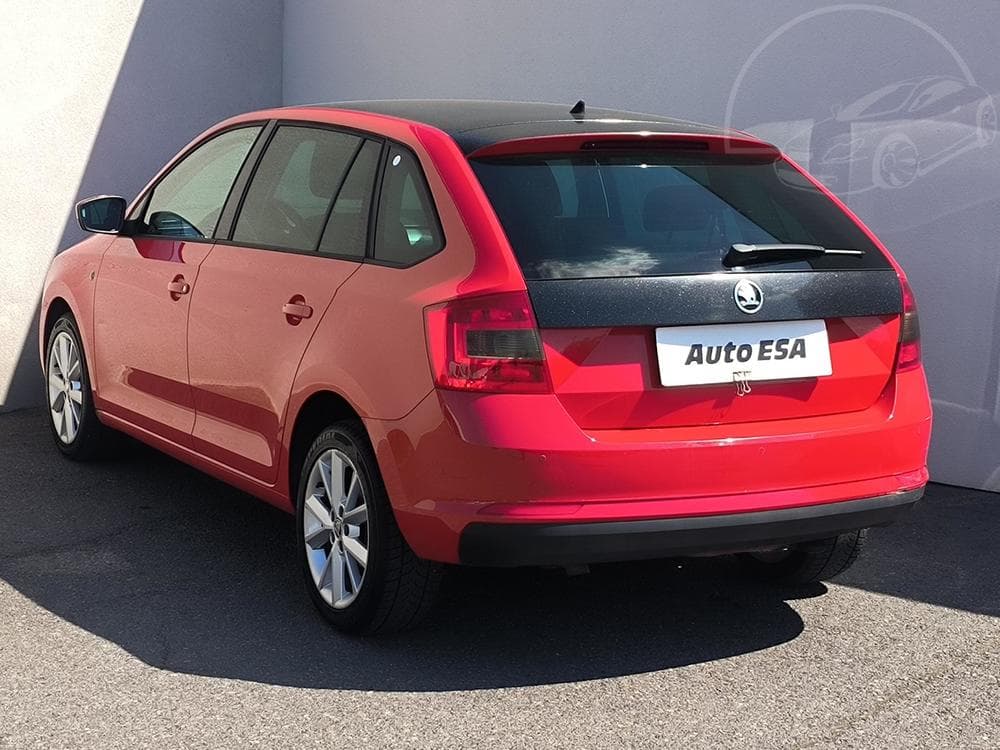 2014 Škoda RAPID - 11