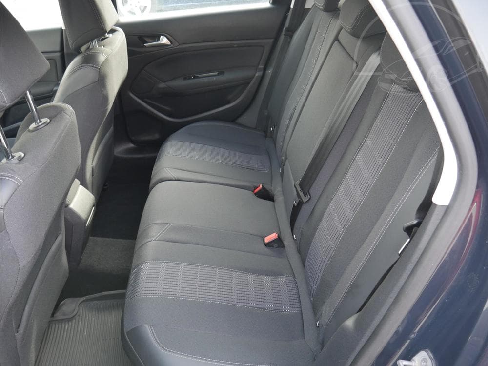 2018 Peugeot 308 - 10