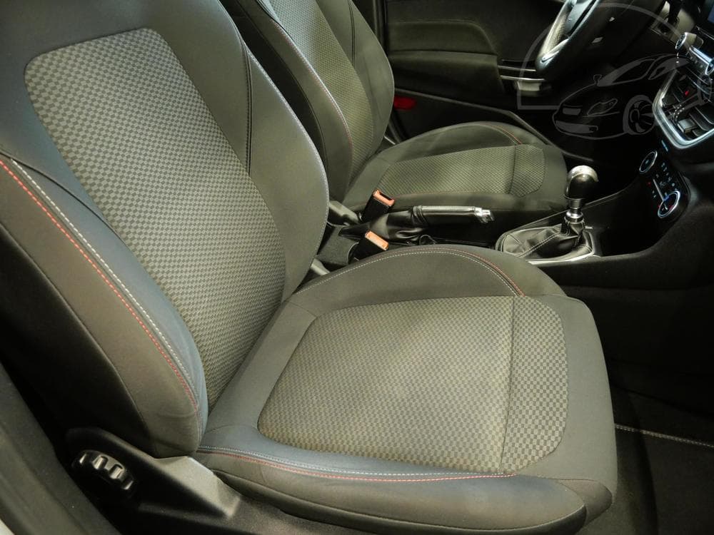 2018 Ford FIESTA - 11