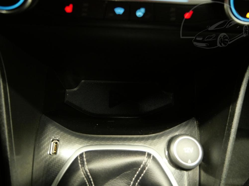 2018 Ford FIESTA - 19