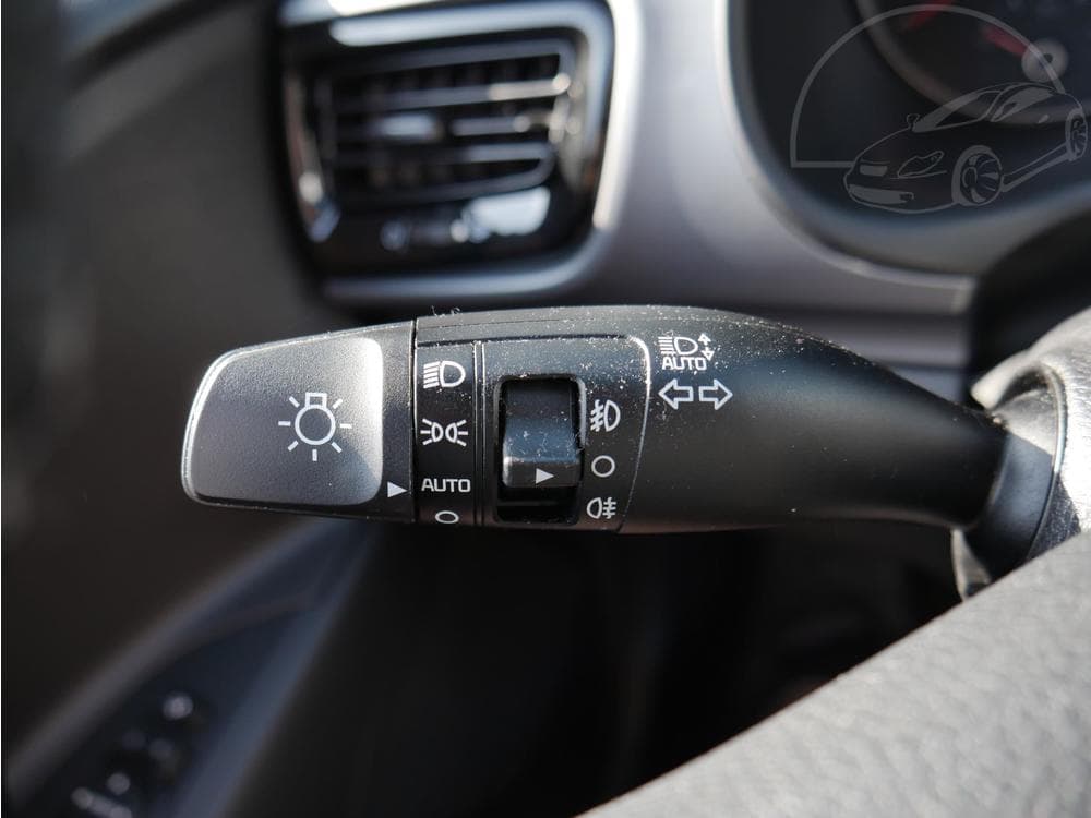 2022 Kia Stonic - 14