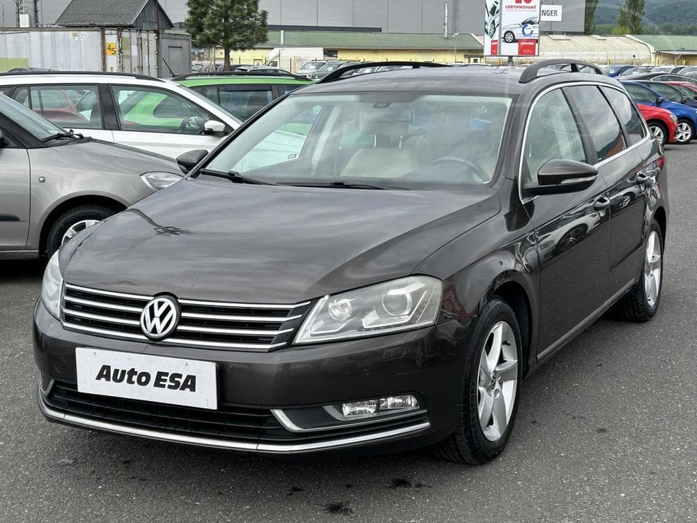 2013 Volkswagen PASSAT - 3